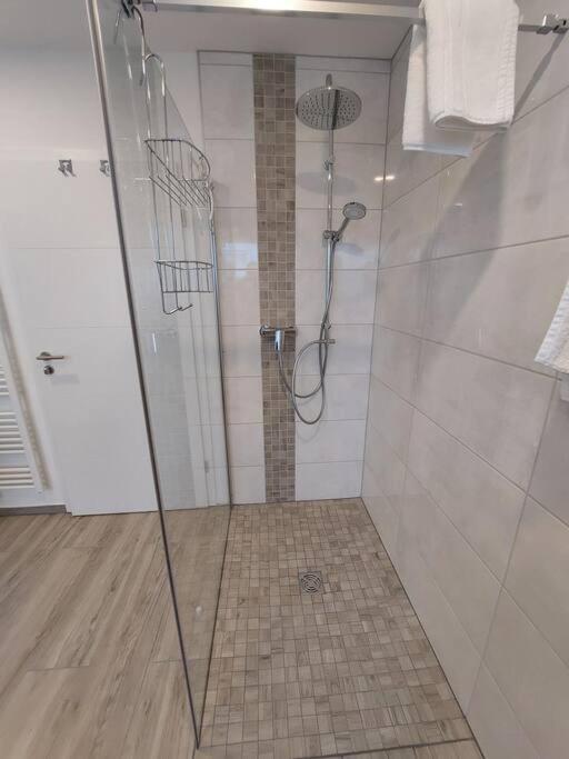 Ferienwohnung Helenenquelle Bad Wildungen Ngoại thất bức ảnh